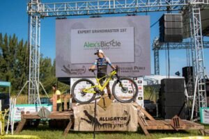 Experience the thrill of true MTB competition at the peak of Florida Riders' ascent. uniting passionate mountain bike enthusiasts!